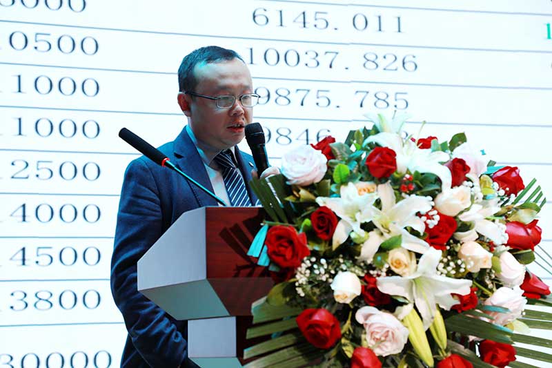 68170390.jpg 076A0991.jpg