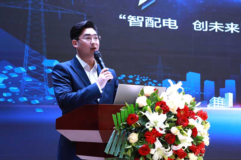 61136396.jpg 076A3296.jpg